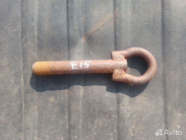 Крюк буксировочный на Тойота Королла Е15/2011 год