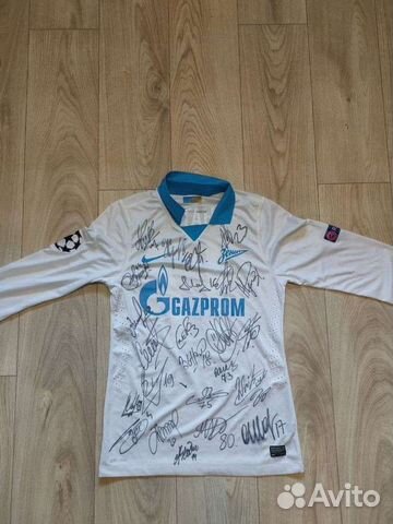 Автографы футболистов фк Зенит