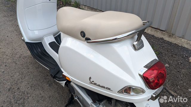 Скутер Vespa LX 125