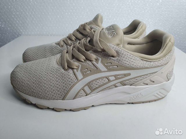 Кроссовки Asics бежевые