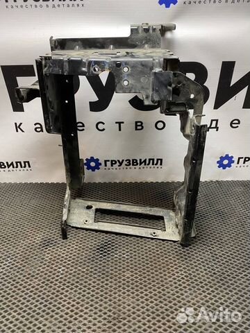Корпус подножки правый Renault T 84539334