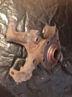 Кулак поворотный задний левый + ступица Ауди а4 b7