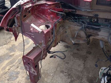 Renault scenic 2 - передняя правая четверть