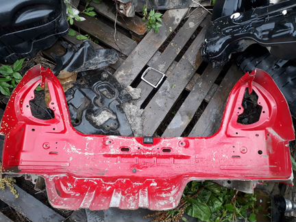 Панель задняя Renault Clio II/Symbol 1998-2008