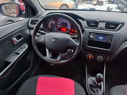 Kia Rio 1.4 МТ, 2013, 110 000 км