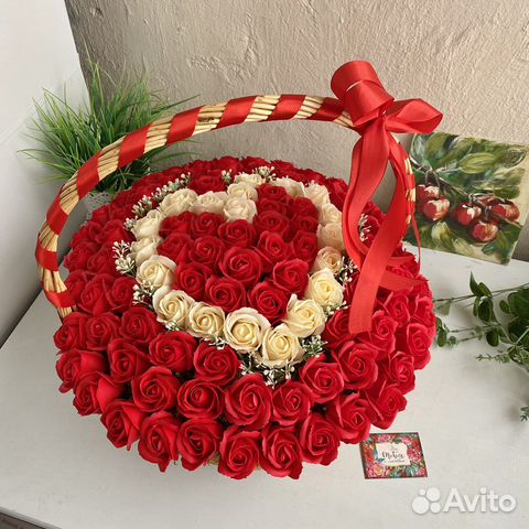 Букеты и корзины из мыльных роз
