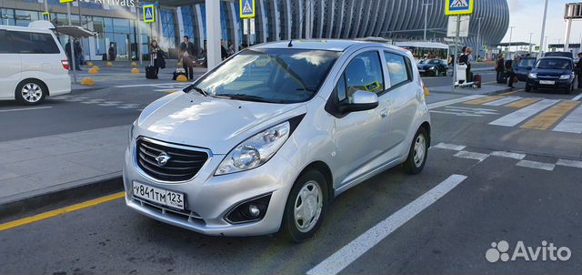 Прокат автомобили Аренда авто минивэн в Крыму