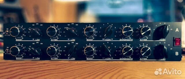 Ламповый эквалайзер Pultec с дискретным управление