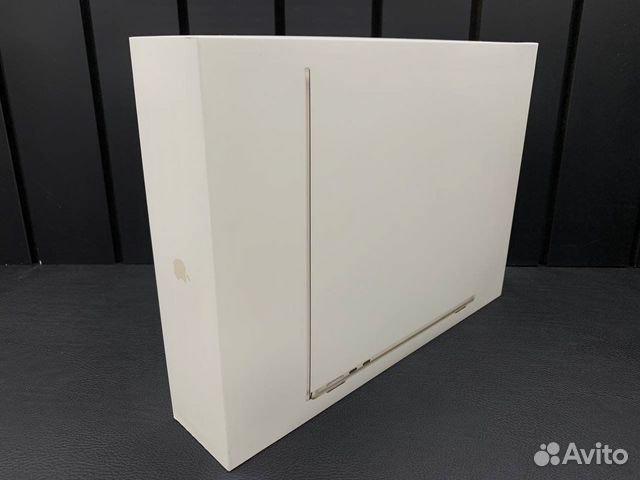 Apple MacBook Air 13 2022 M2 8/256 Starlight