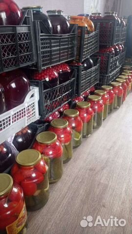 Капуста,компот, соленья,арбуз