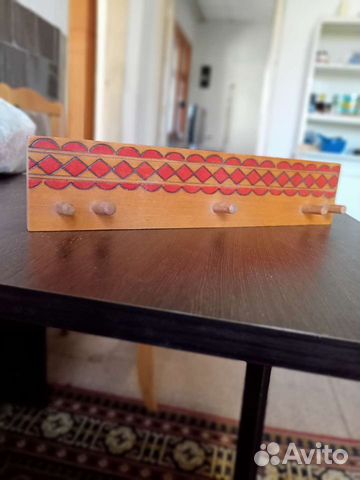 Деревянная вешалка для полотенец