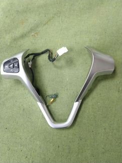 Рамка с кнопками управления магнитолой Ford