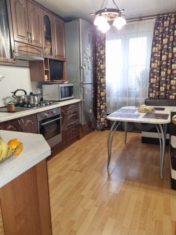 3-к. квартира, 79 м², 5/10 эт.