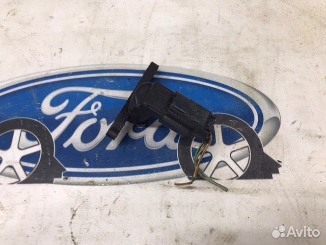 Датчик положения коленвала Ford / Mazda / Land