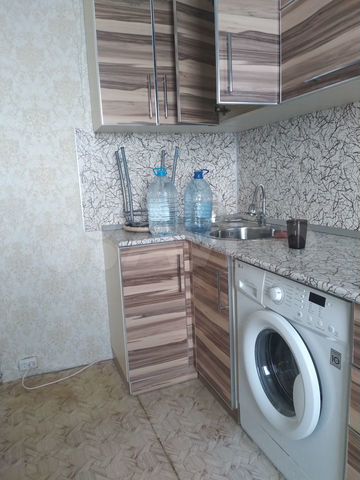 2-к. квартира, 52 м², 4/9 эт.