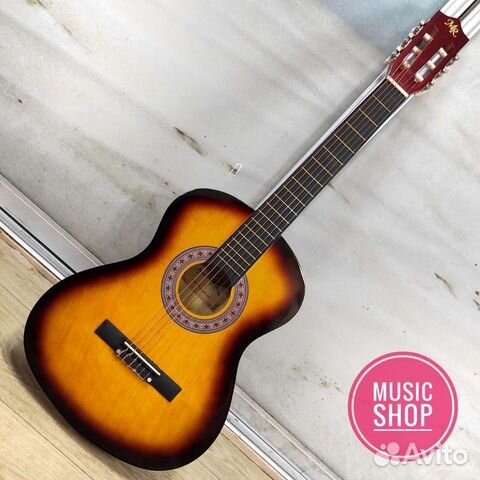 Гитара новая классическая 3/4 с нейлоновыми струна