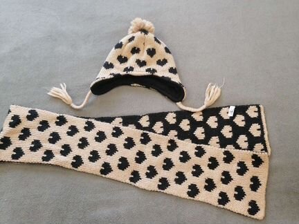 Комплект шапка и шарф женский новый