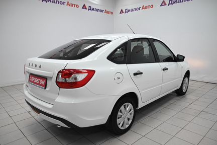 LADA Granta 1.6 МТ, 2019, 35 000 км