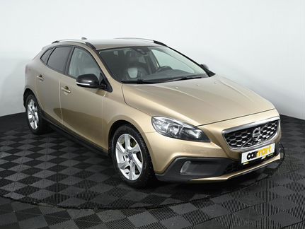 Volvo V40 Cross Country, 2013