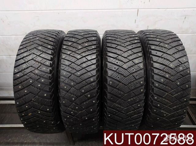 Goodyear UltraGrip Ice Arctic SUV 215/65 R17 107U