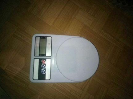 Весы кухонные электронные настольные компактные