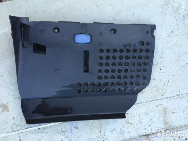 Накладка (кузов внутри) Мерседес Бенз 211 Е класс