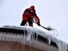 Очистка крыш от снега и наледи в Архангельске