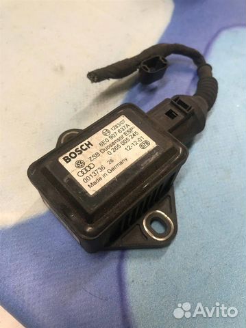 Датчик ускорения 8E0907637A