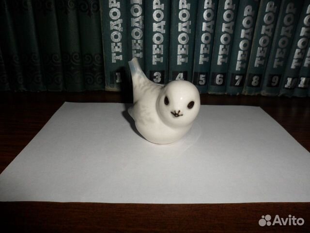 Статуэтка фарфоровая, птица Трясогузка, лфз, СССР