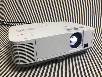 Проекторы NEC в аренду + экран