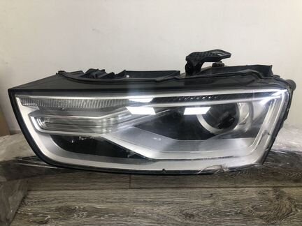 Фара левая ксенон Audi Q3 8U 2014