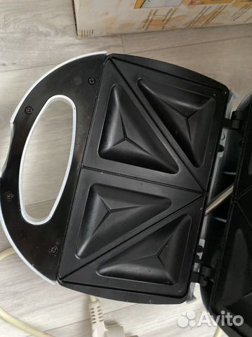 Сендвичница