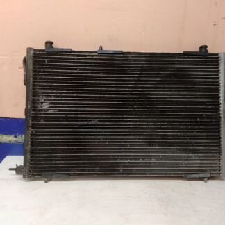 Продаю к пежо206 радиатор кондиционера буотл.сост