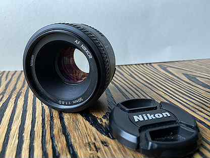 Объектив Nikon 50mm f/1.8G AF