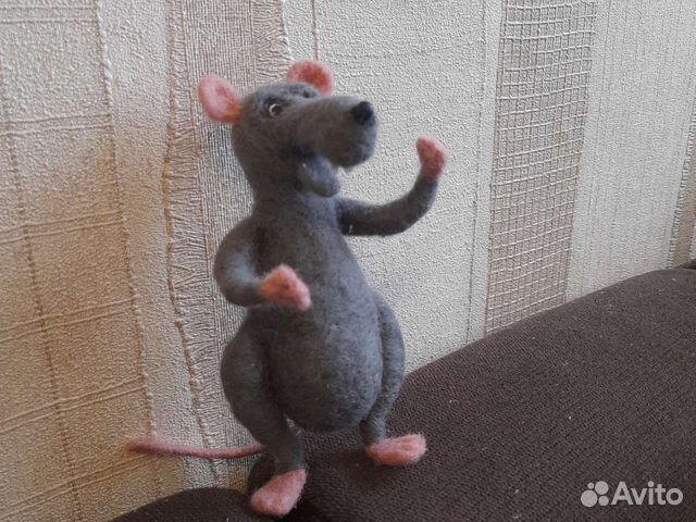 Валеная игрушка,крыс
