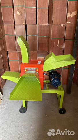 Измельчитель сена, соломы, зернодробилка