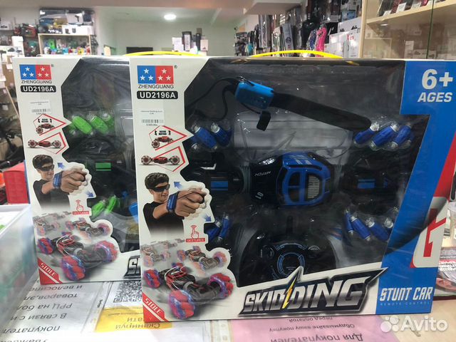 Машинка перевертыш Skidding stunt CAR