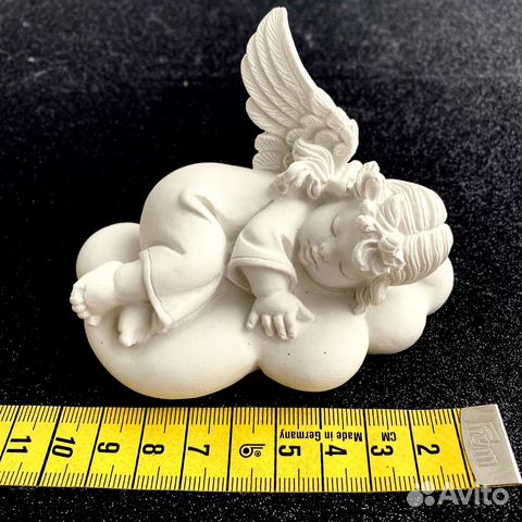 Ангел спящий на облаке.Заготовка без покраски