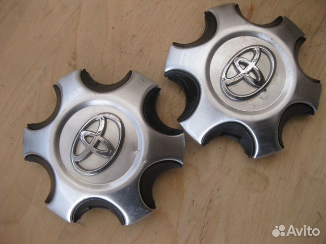 Колпаки на диски Тойота