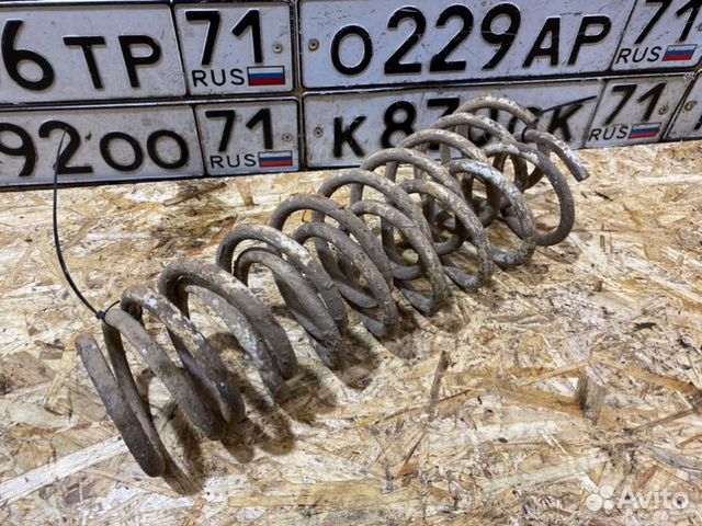 Пружины задние Ваз 2121 внедорожник 3Д 1.7 1990