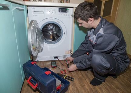 Ремонт стиральных машин и холодильников