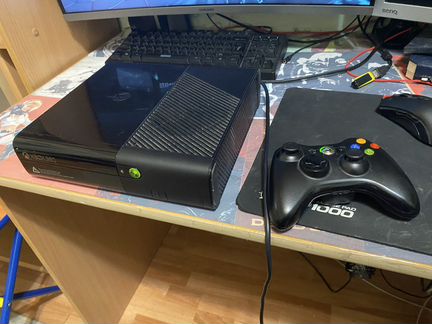 Xbox 360 E 500гб