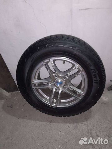 Hankook Winter I'Pike 215/70 R16 100T