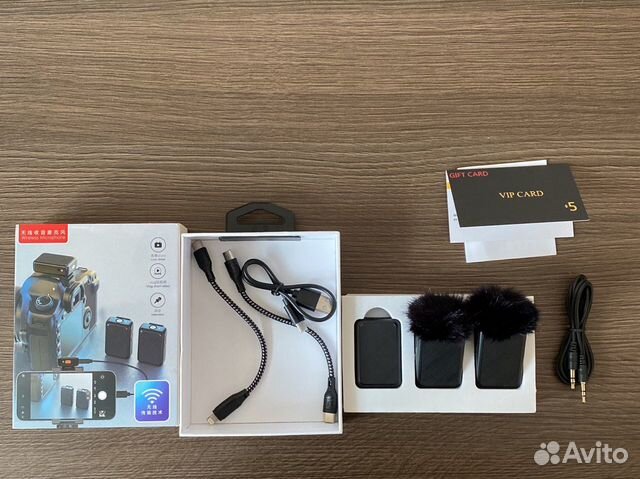 Безпроводной петличный микрофон