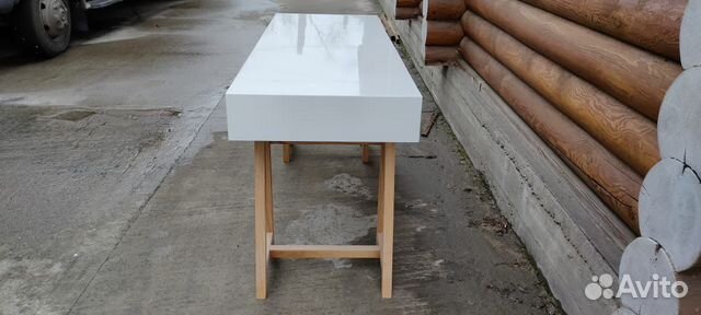 Консольный стол