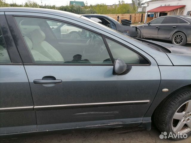 Дверь передняя правая Peugeot 407