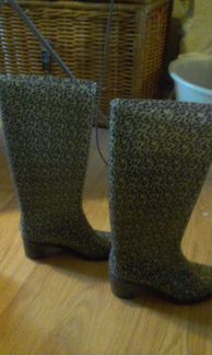 Сапоги резиновые новые 35-36