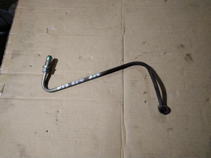 Трубка подачи масла в турбину К9К834 Рено Меган 3