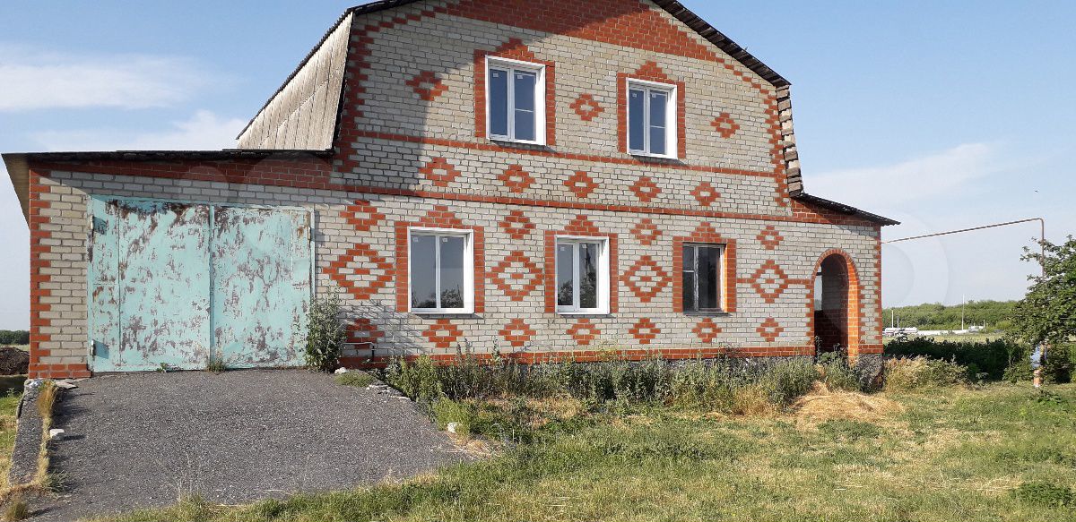 Дом 280 м² на участке 15 сот.