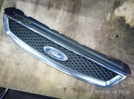 Решетка радиатора Ford Focus 2
